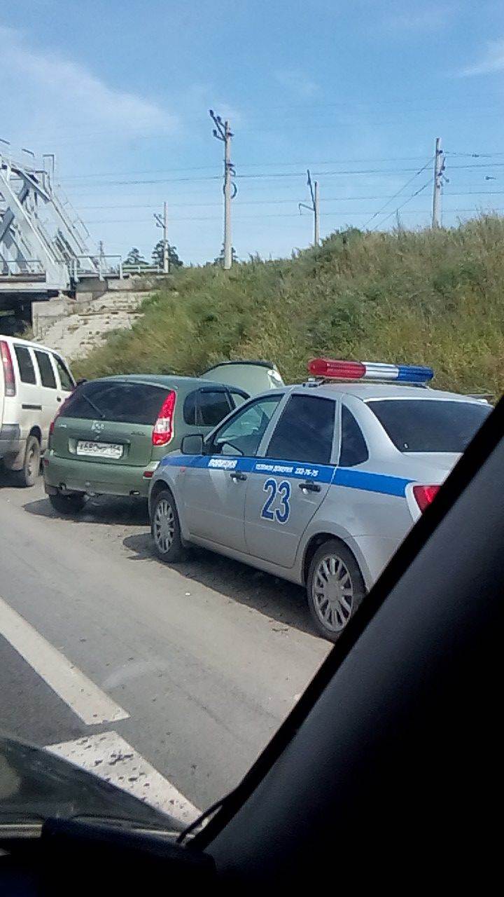 «Догоняжки» с пострадавшим на трассе М-52 в Речкуновке