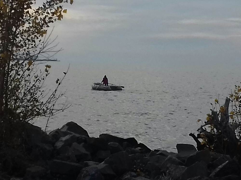 ФОТОФАКТ: 8-летний «мореман» курсирует по Обскому морю