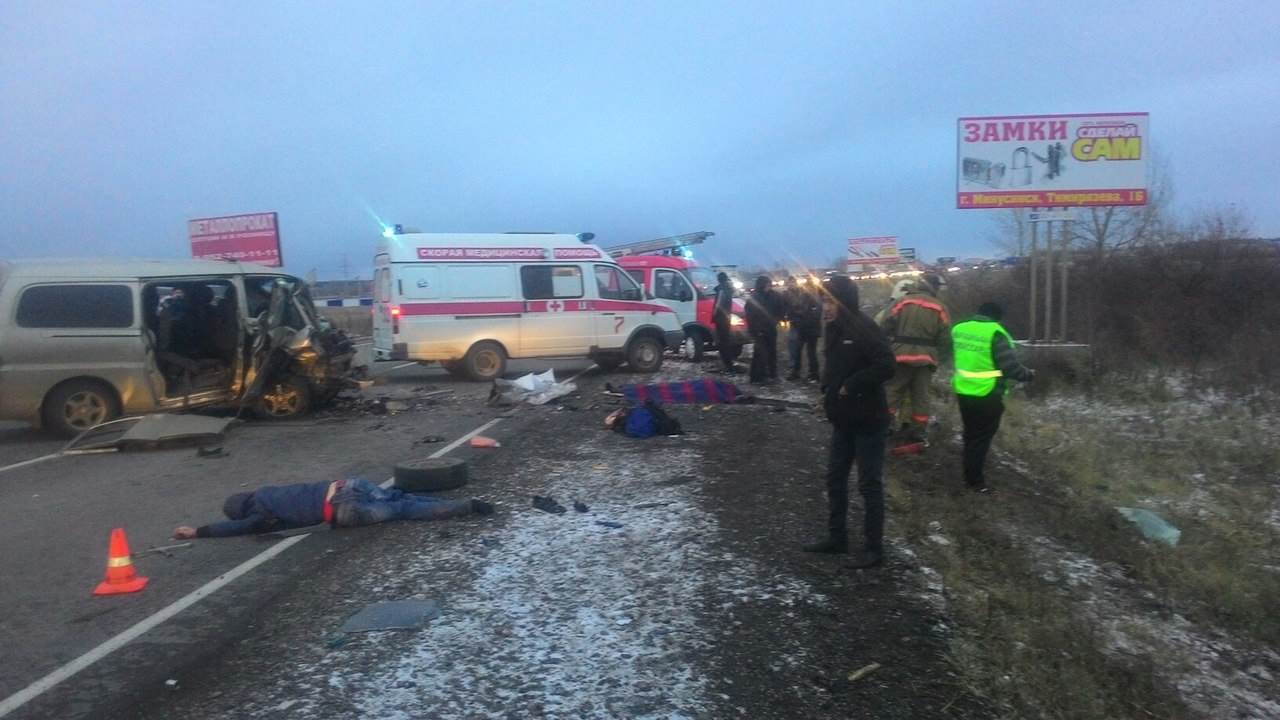 Пятеро погибли в смертельном ДТП на трассе Абакан-Минусинск