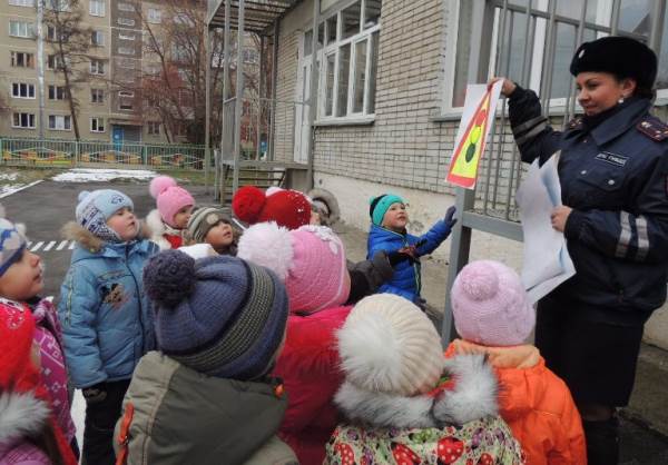 Безопасный маршрут от дома до детсада узнали дети Бердска
