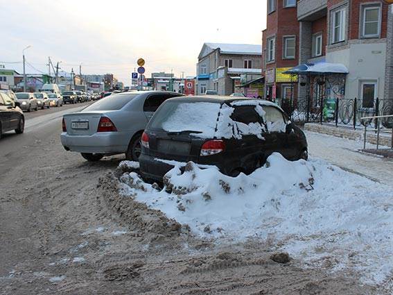 Что происходит с местами для парковки автомобилей в Бердске? — спрашивают читатели