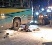 Автобус с детьми задавил насмерть водителя на трассе М-52 в Бердске