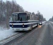 Сотрудники ГИБДД помогли замерзающим пассажирам автобуса «Новосибирск — Завьялово»