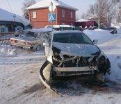 В автомобиль охранного предприятия в Бердске врезалась «штатская» «Тойота»