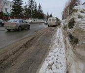 Прокурор обязал мэра Бердска до 10 марта очистить от снега парковки на ул. Ленина
