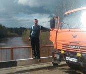 Полиция разыскивает водителя КамАЗа, исчезнувшего вместе с ТС в Новосибирской области