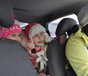 Медведев запретил оставлять маленьких пассажиров без присмотра в автомобиле
