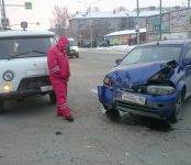 «Хонда-HRV» таранила УАЗ-«санитарку» на перекрёстке в Бердске