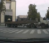 За нарушение 5 пунктов ПДД автолюбитель в Новосибирске стал невыездным 