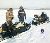 С сердечным приступом увезли рыбака со льда Обского моря спасатели МАСС