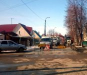Рабочие КБУ раскопали «президентскую» дорогу в Бердске