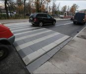 Пешеходные переходы в России планируют поднять на 10 сантиметров
