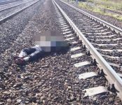 На железнодорожной станции под Бердском молодой человек погиб под товарняком