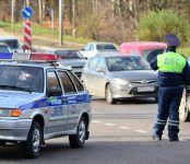 159 пешеходов и 40 водителей наказали за нарушения ПДД сотрудники ГИБДД в Новосибирской области