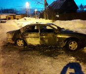 «Мицубиси Диамант» сгорел на улице Краснофлотская в Бердске