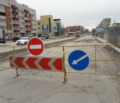 Вскрытие покажет: уже завтра УЖКХ Бердска займётся ремонтом 50-метрового участка дороги у «ЗимаЛето»