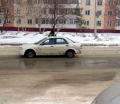 Задолжавшего 400 тысяч рублей автолюбителя задержали на дороге приставы Бердска