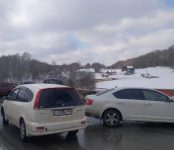 Один человек погиб и семеро ранены в тройном ДТП в Новосибирской области