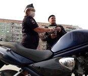 Проверили мотоциклистов Бердска инспекторы ДПС областного полка ГИБДД