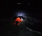 Вытащили рыбаков из промоины на водохранилище спасатели Бердска