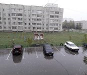 Автолюбители Бердска сняли на видео снегопад во время самоизоляции 4 мая
