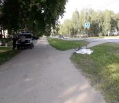 Велосипедист умер на обочине у пешеходного перехода в Бердске
