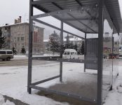В Бердске установили прозрачный павильон на остановке «11 квартал»