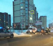 Две иномарки не разъехались без пострадавших на перекрёстке в Бердске