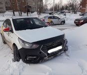 Два «Яндекс.Такси» не разъехались на главной улице Бердска