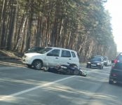 Водитель мопеда погиб при столкновении с автомобилем