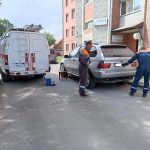 Грудного ребёнка освободили из запертого автомобиля спасатели МЧС в Бердске
