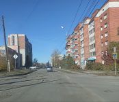 Движение транспорта из-за ремонта дороги на улице Островского в Бердске не ограничивали