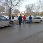 В жёстком лобовом столкновении двух авто в Бердске травмирована водитель женщина