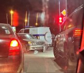 Пьяный «гонщик» на «Мерседесе» протаранил патрульный автомобиль в Бердске