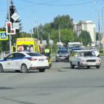 На перекрёстке в Бердске произошло столкновение квадроцикла с автомобилем