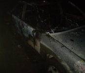 Старенькая иномарка сгорела в Бердске из-за аварийной работы бортовой электросети